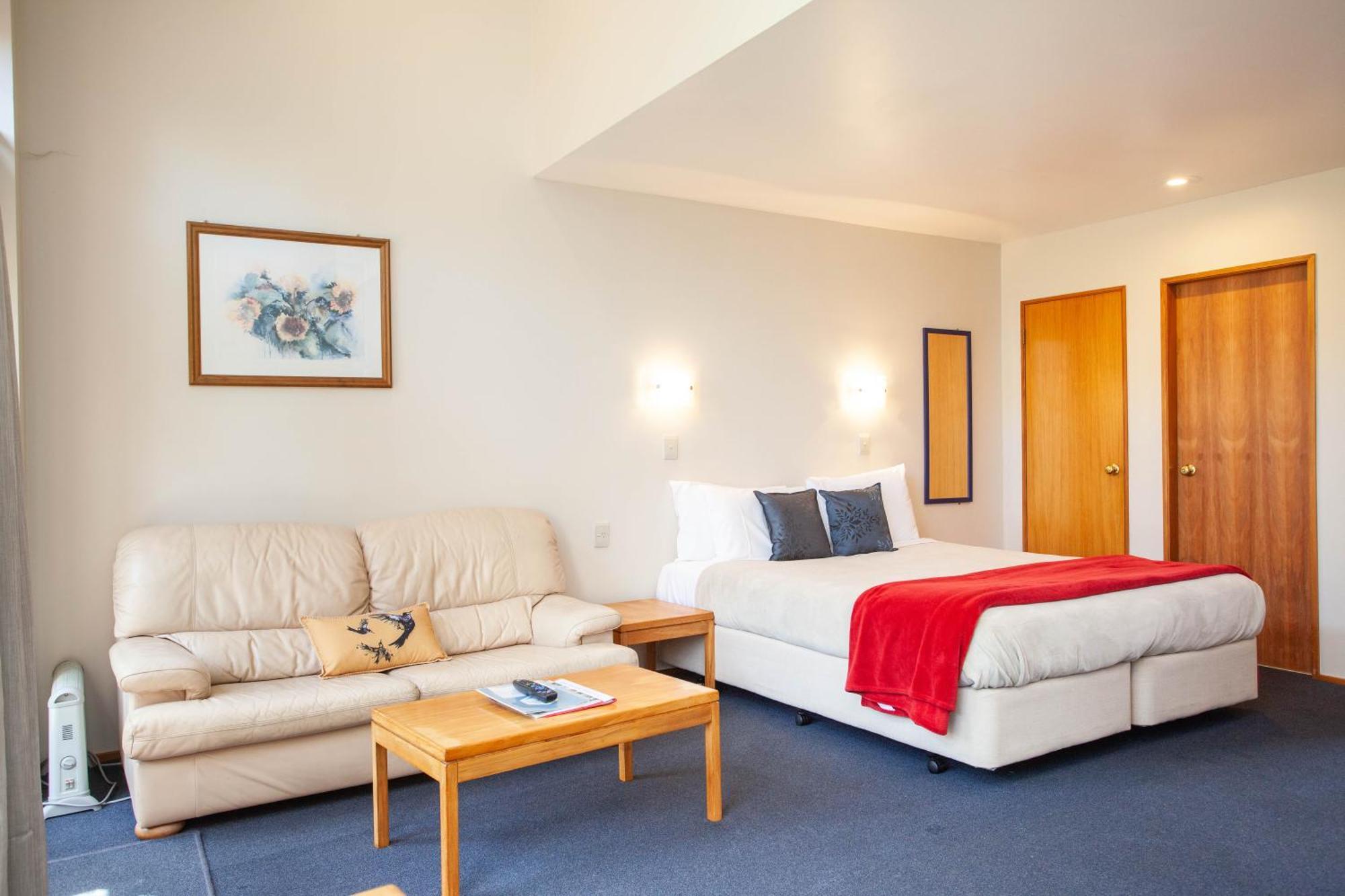 Cascades Lakefront Motel Lago Lago Taupo Camera foto A typical hotel room